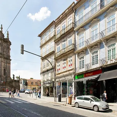 Boutique Rentals- The Clerigos W/ Patio * Porto